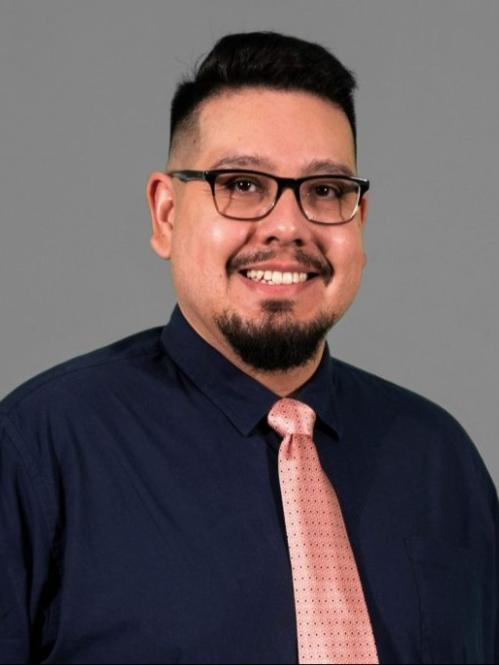 Andrew Abeyta headshot R3 USE.jpg