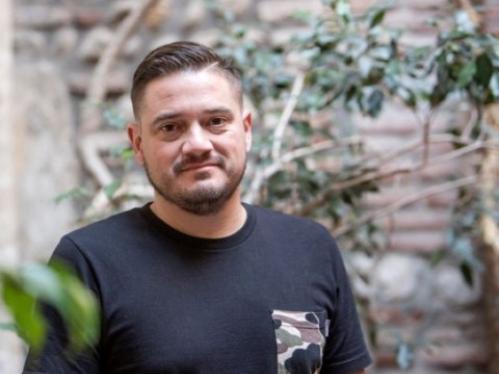 Juan Arredondo Headshot.jpg